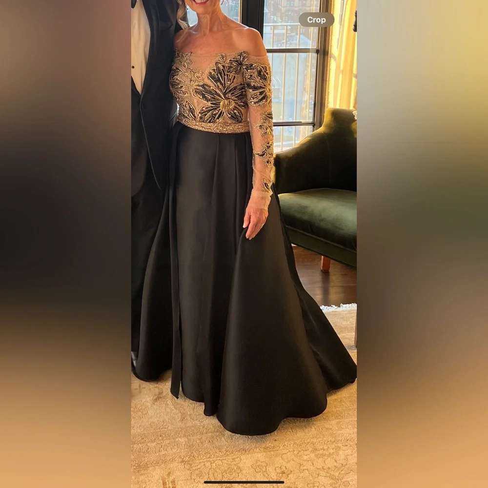 PAMELLA ROLAND gown - Picture 5 of 10